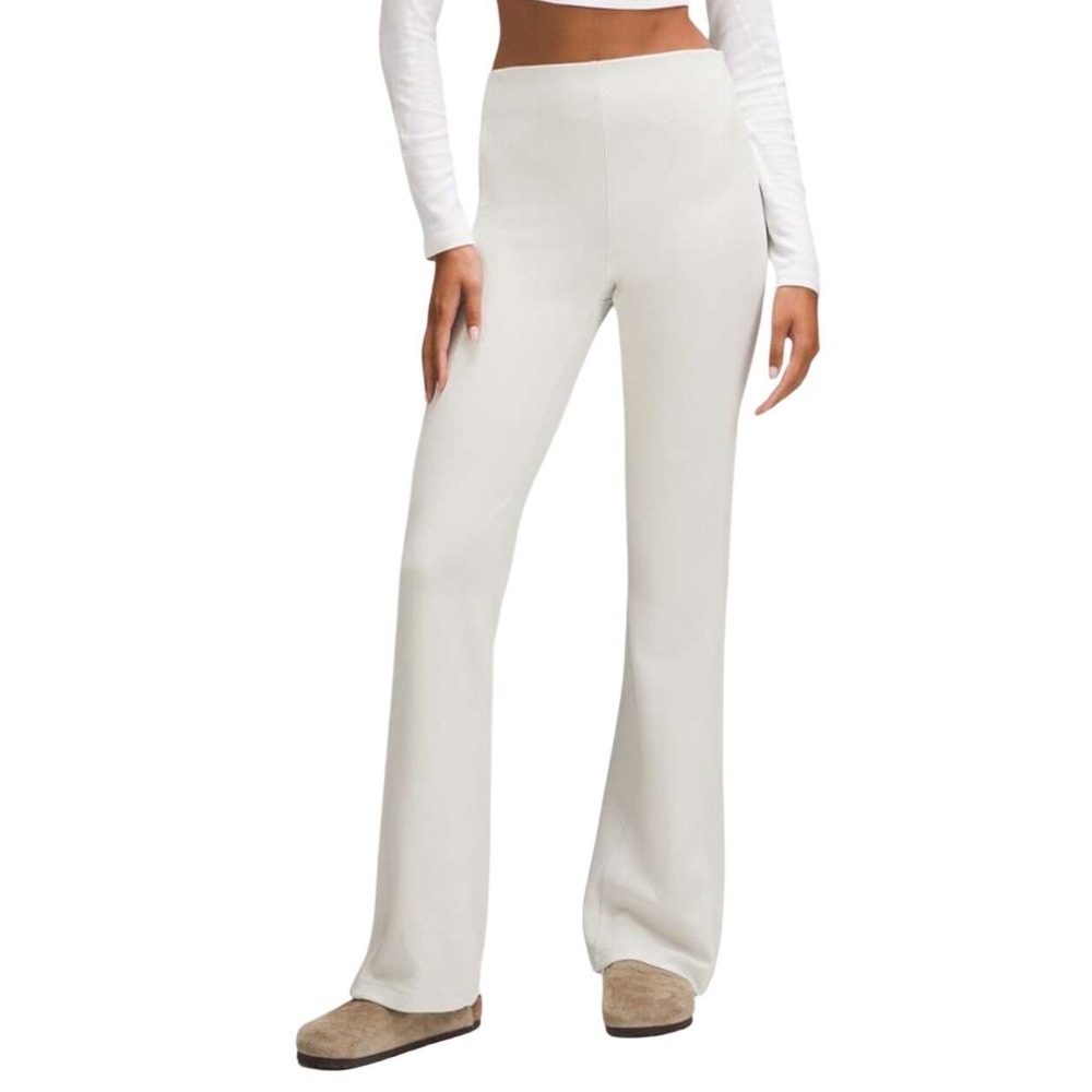 LULULEMON Brushed Softstreme Ribbed Zip Flared Pant 32.5", Bone Size 6